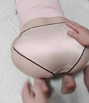 小姨的大白屁股-姨甥恋