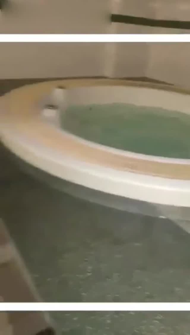 和老铁在泰国豪华国际休闲会所找两极品爆乳妞4P激情操 高清源码录制 (2)