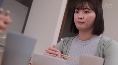 JUR-382憧憬的婚姻生活与幻想的性生活-美谷朱音