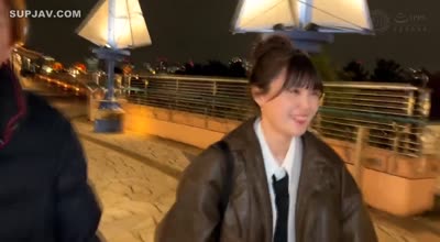 MAAN-1070 エロい動作や仕草が大バズリ！美少女顔のエロ天使降臨！モチモチの美白肌は繊細で超敏感！開発済みの激弱おまん●こに指をねじ込まれガクガク絶頂！イキ潮大量スプラッシュ！！メイドにポリス、コスプレ中出し2連発【なまハメT☆kTok】【nano】