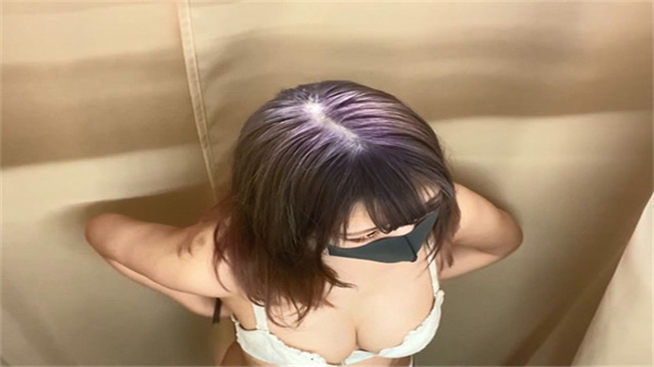 2021最新11月份商场试衣间偷拍流出_