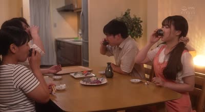 JUR-226 吹き出る汗、吹き飛ぶ理性―。 宙に浮くほどイキ飛び跳ねる、真夏の大痙攣エビ反り不倫SEX。 一乃あおい