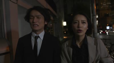 HODV-21945 「終電なくなっちゃったね…じゃあウチくる？」終電を逃して旦那さんが出張中の女上司の家にお泊まり不倫、誘惑発情された僕は興奮して朝までハメ続けた 美咲かんな