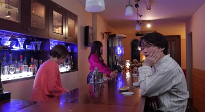 SVDVD-968  二人っきりになった閉店後、愛液が滴る限り永遠に愛し合った 宍戸里帆