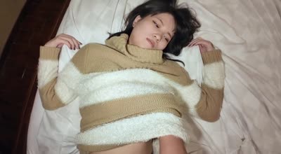 FC2PPV-4483846美肌翘臀美巨乳极上身体美人女大学生