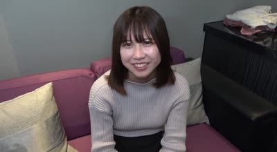 FC2PPV-4465742有点朴素认真女孩あゆみ酱长美腿健康圆臀