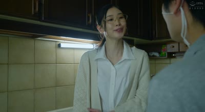 HUBLK-055 绝望的家庭：再婚的丈夫失业了，继子是个不合群的宅男，女儿们也为所欲为…这是父亲和继子之间疯狂行为的全过程，最终导致家庭破裂。